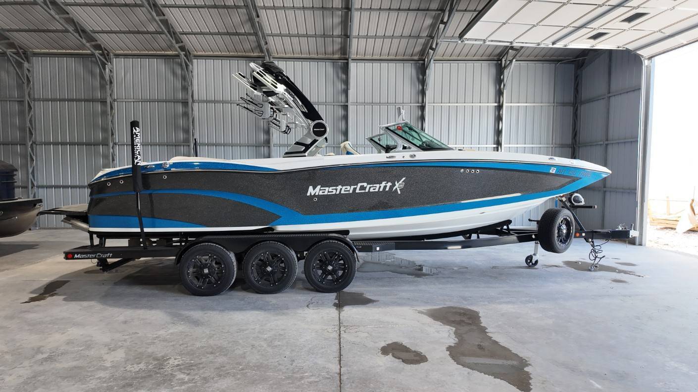 2018 Mastercraft X26 Ski and Wakeboard Boat boat