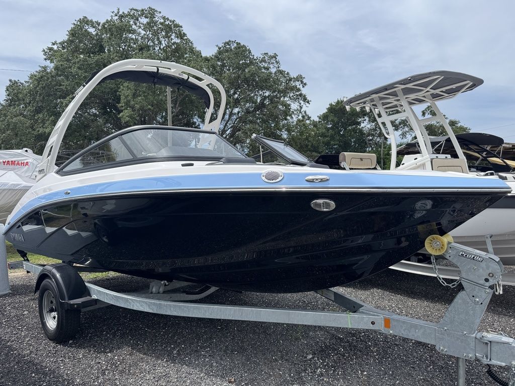 2025 Yamaha Boats 195S in titusville FL