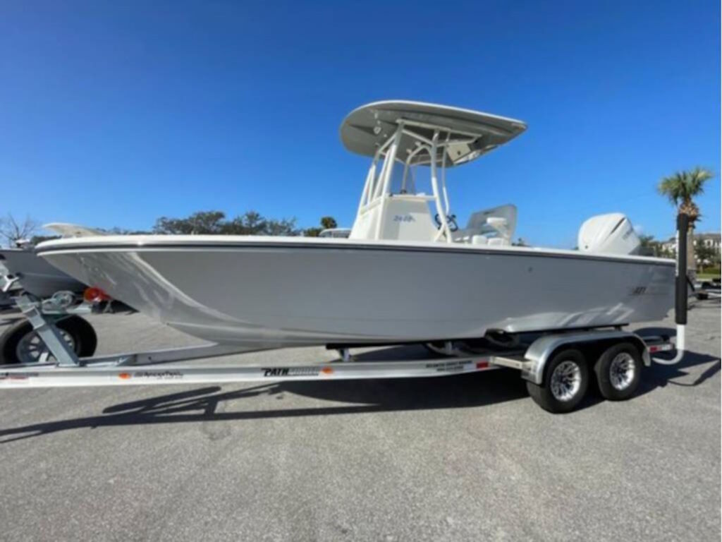 2025 Pathfinder Boats 2400 Open Bay Boat boat