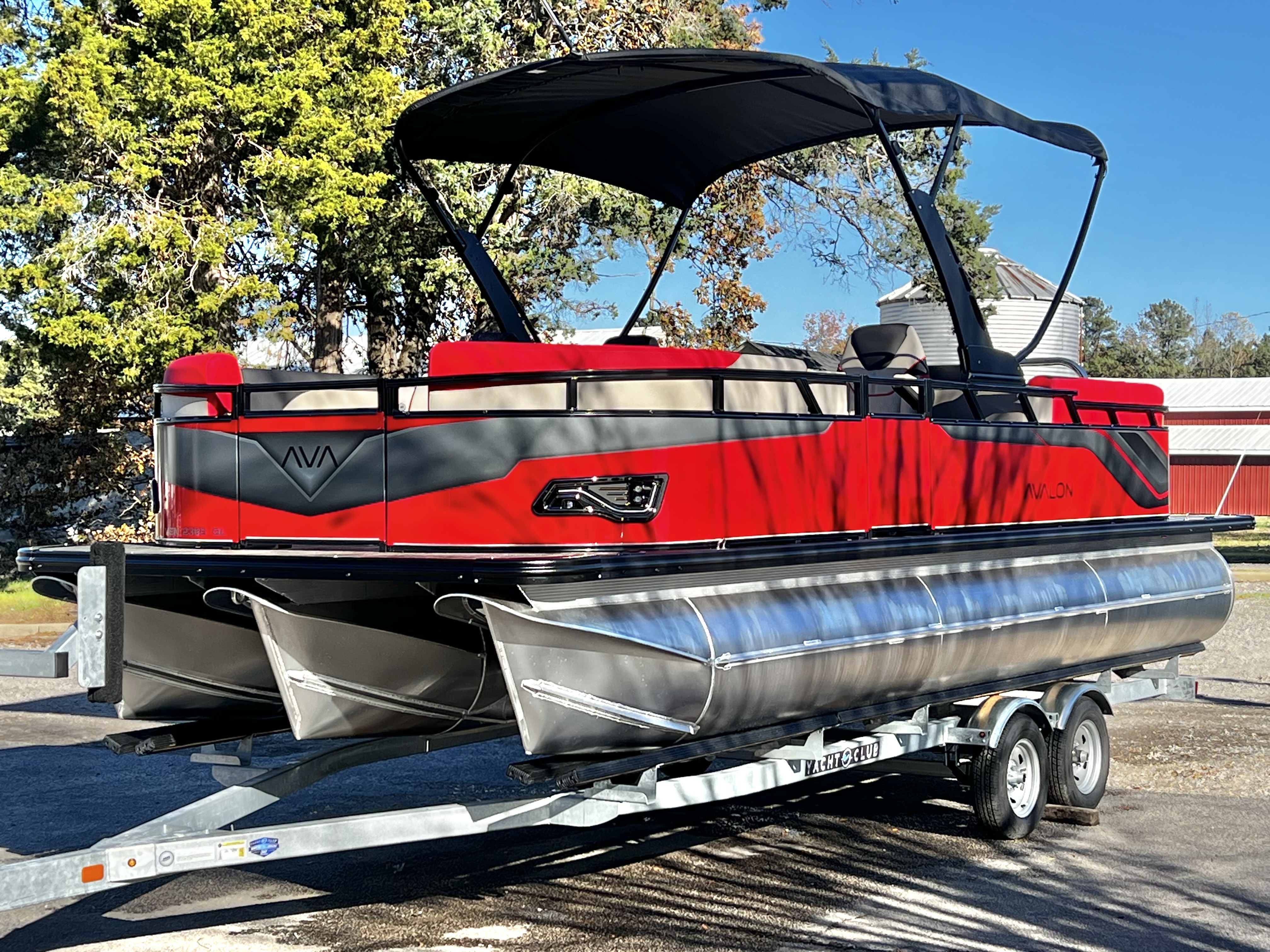 2026 Avalon Venture 85 23' Quad Lounge Triple-Toon in petersburg VA