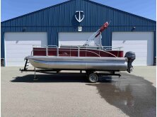 Bennington 23 M Fastback Review image