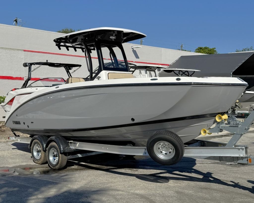 2026 Yamaha Boats 255 FSH Sport E in hollywood FL