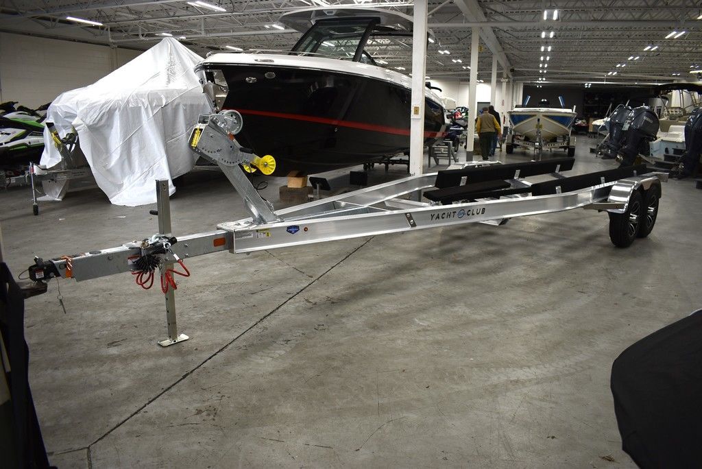 2026 Yacht Club Trailers 25-7000 Aluminum Tandem Axle Bunk boat trailer in east haven CT
