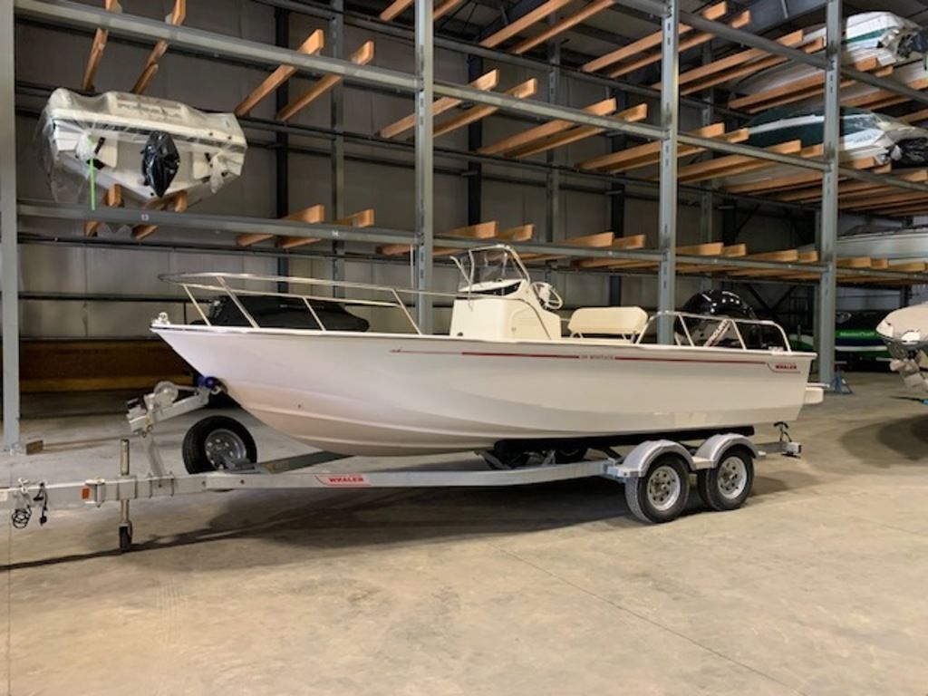 2025 Boston Whaler 190 MONTAUK in wolfeboro NH