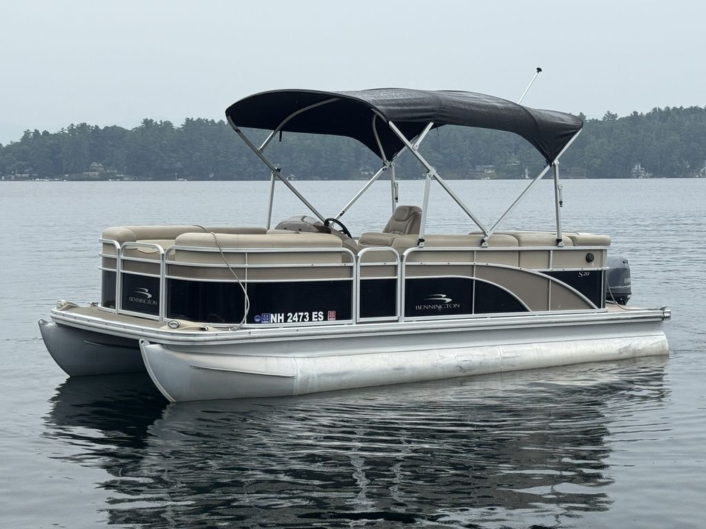 2014 Bennington 20 SL Pontoon Boat boat