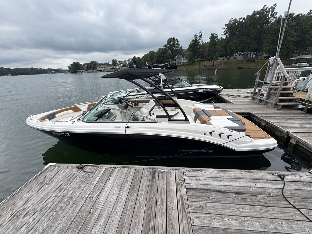 2023 Chaparral 23 SSI in moneta VA