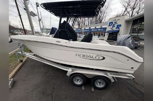 2026 Robalo R200 NAN in toms river NJ