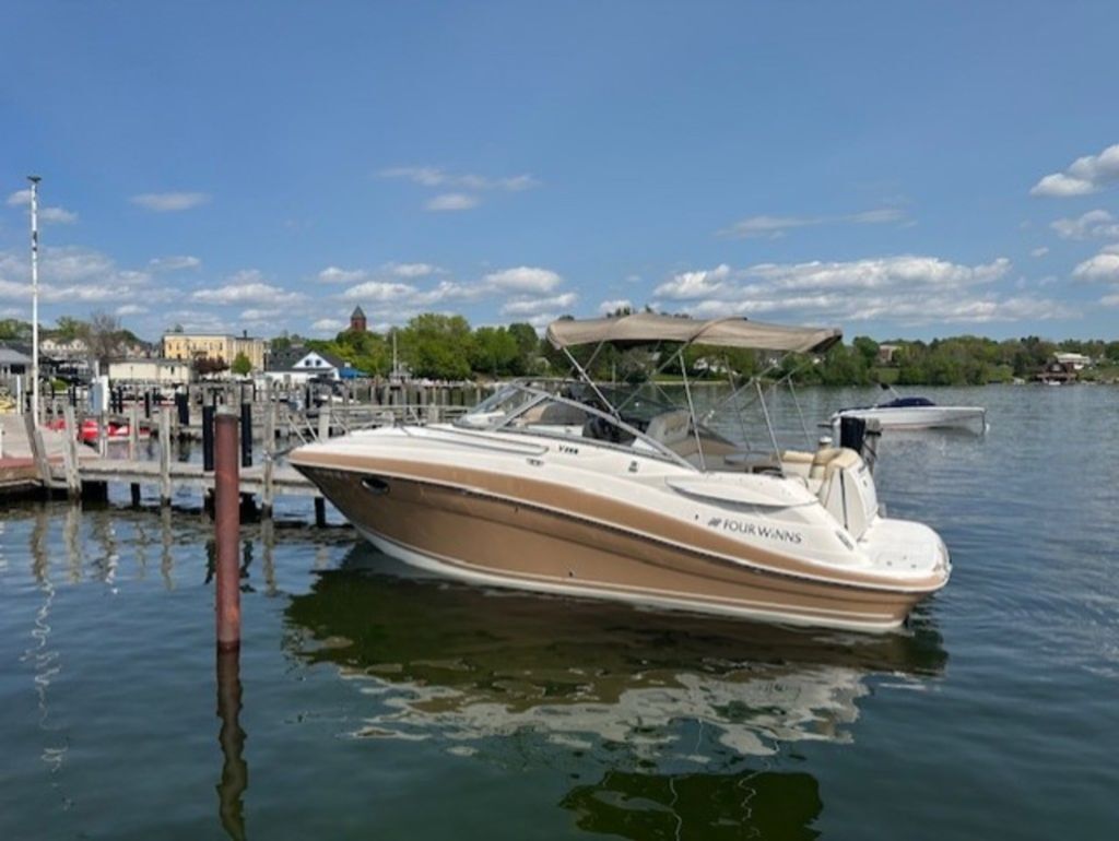 2008 Four Winns Vista 258 V435 in wolfeboro NH