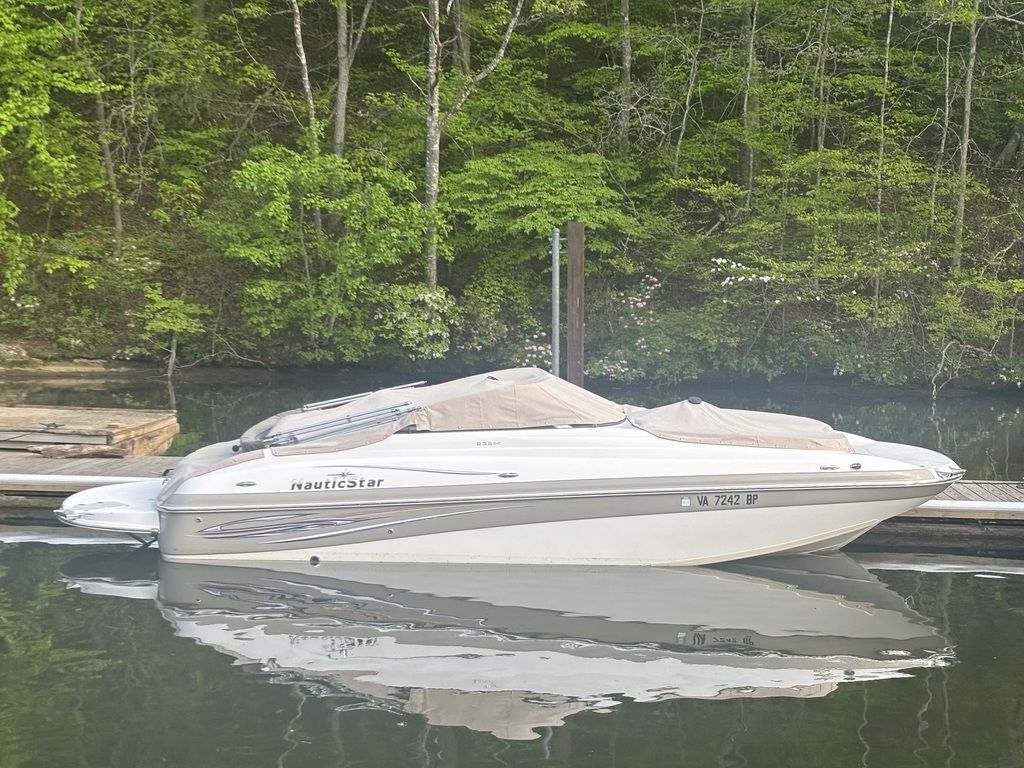 2011 Nautic 232DC in moneta VA