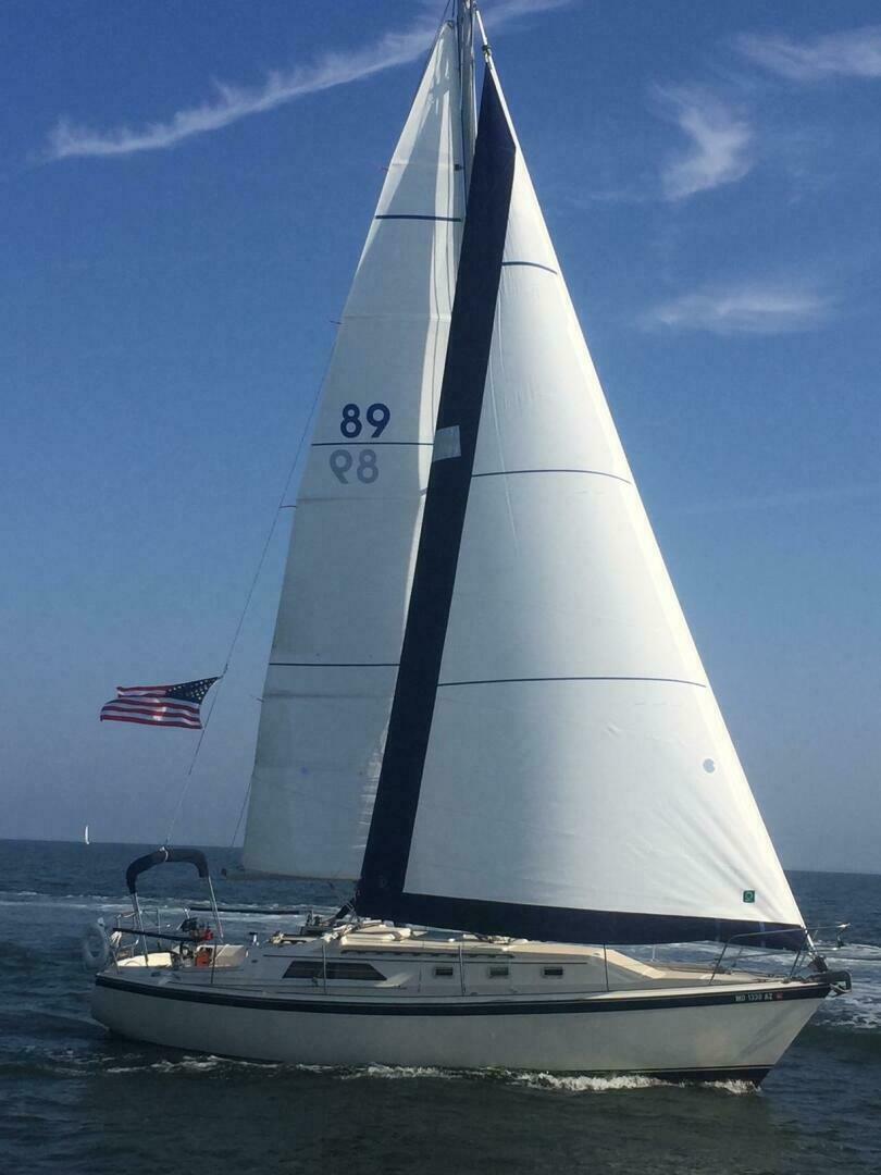 1982 O'Day 34 in tracys landing MD