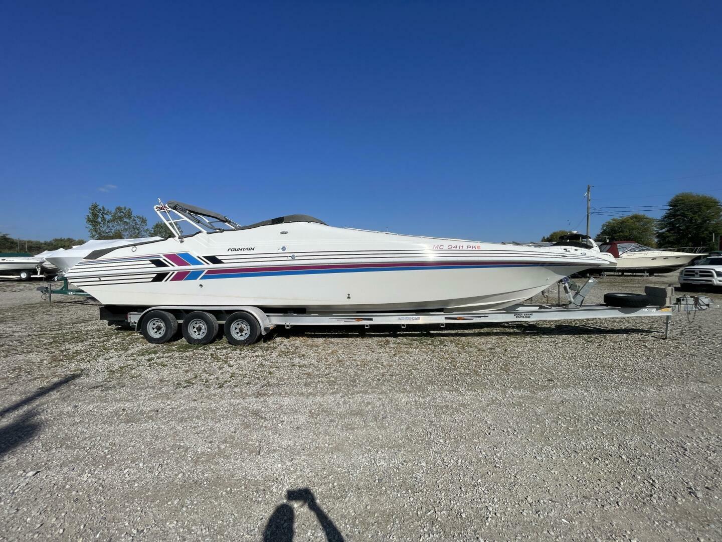 1993 Fountain 38 Sport Cruiser in chesterfield MI