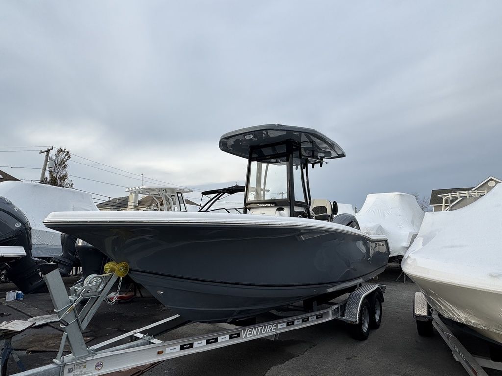 2026 Tidewater Boats 220 LXF NAN in seaford NY