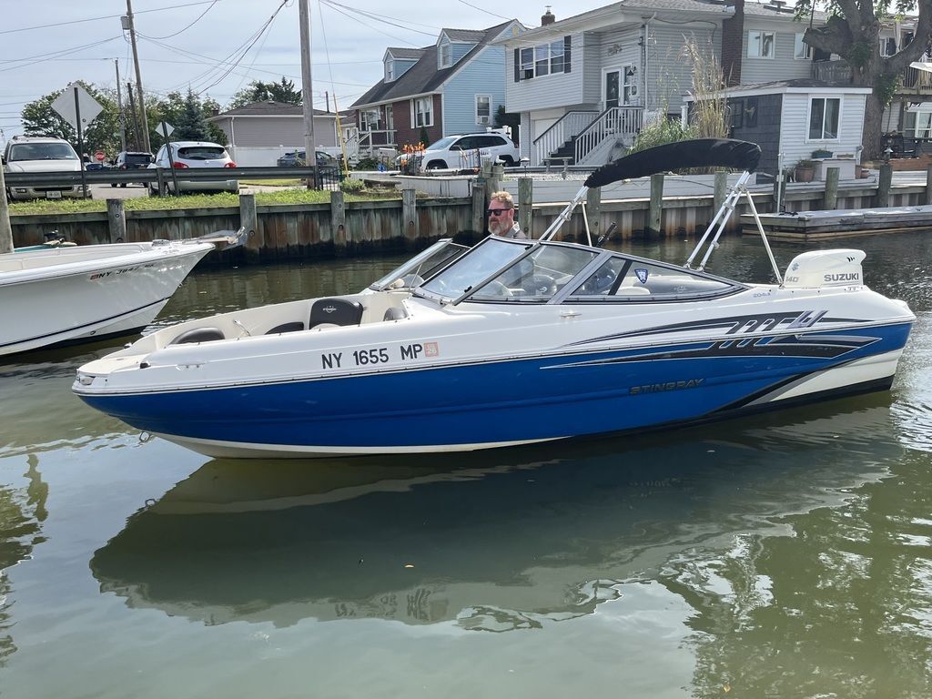 2018 Stingray 204LR (OB) 250 in seaford NY