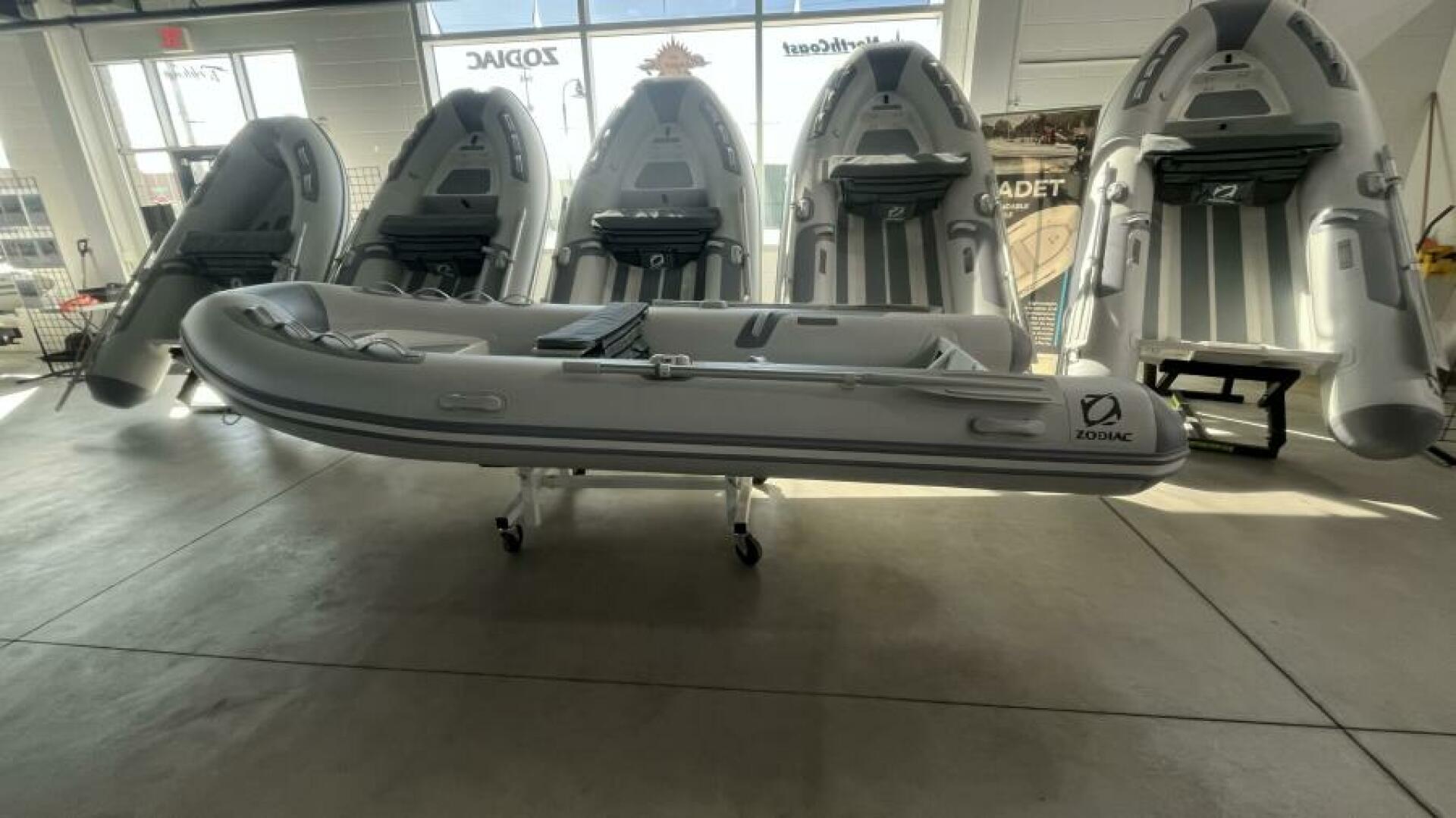 2023 Zodiac Cadet 390 DL RIB ALU PVC in racine WI