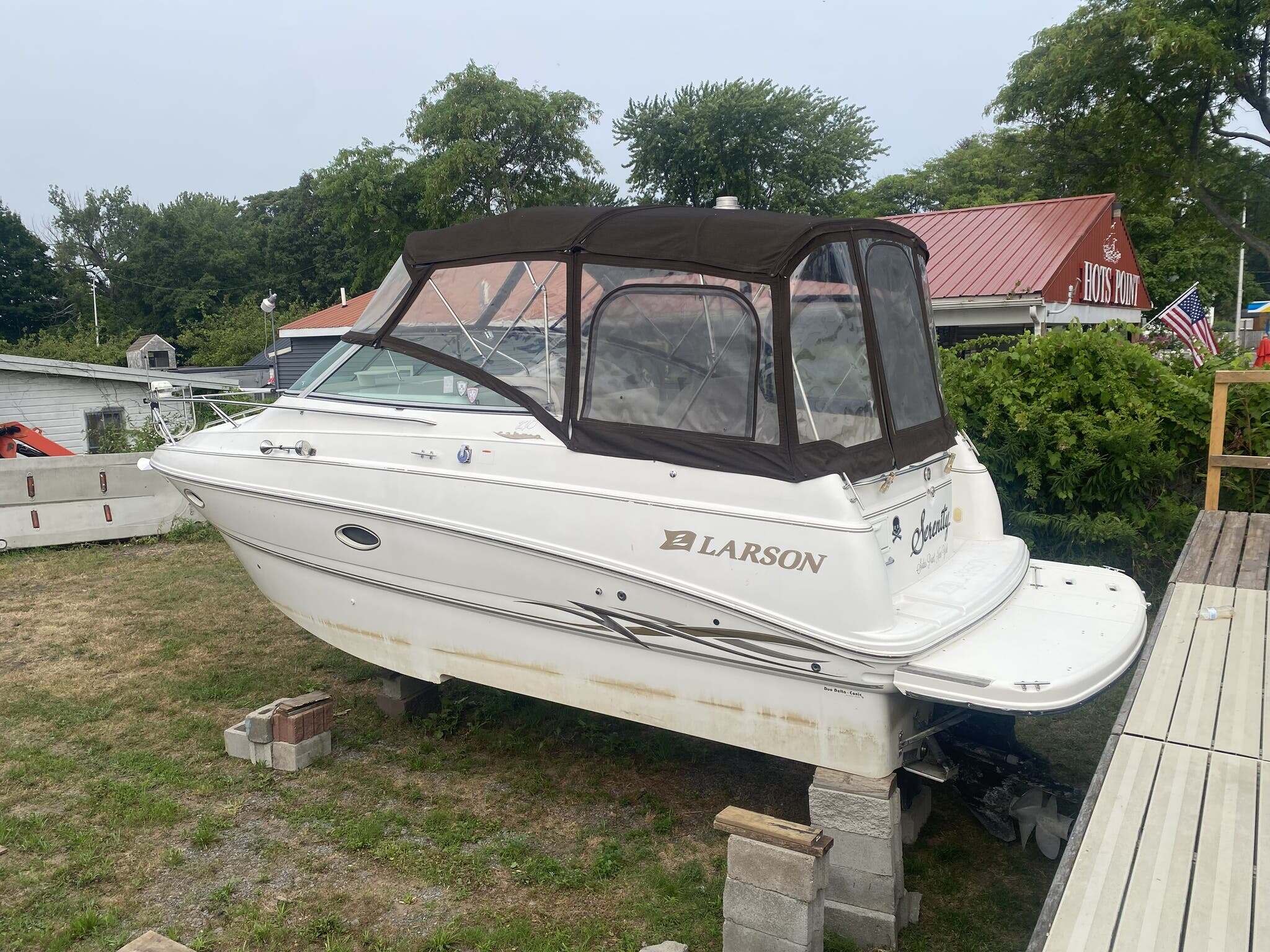 2000 Larson Cabrio 927 in sodus point NY