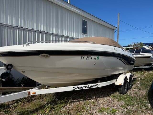 2002 Chaparral 196 in sodus point NY