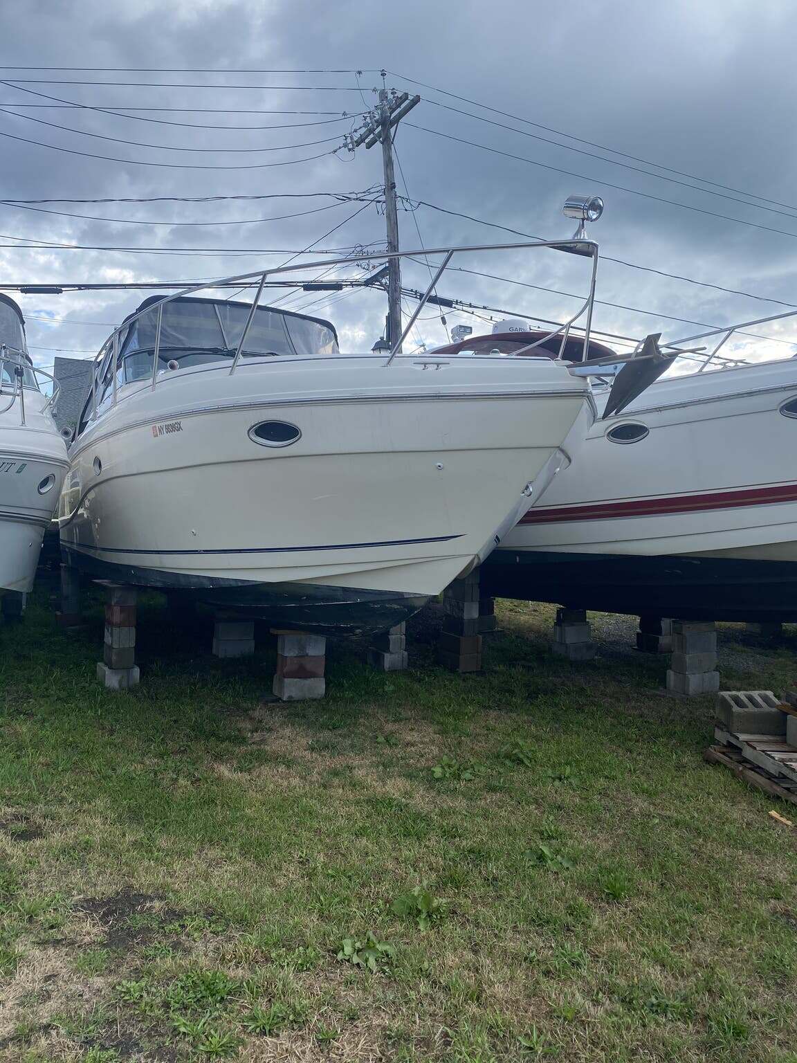 2000 Rinker Express Cruiser 310 Fiesta Vee 400EC in sodus point NY