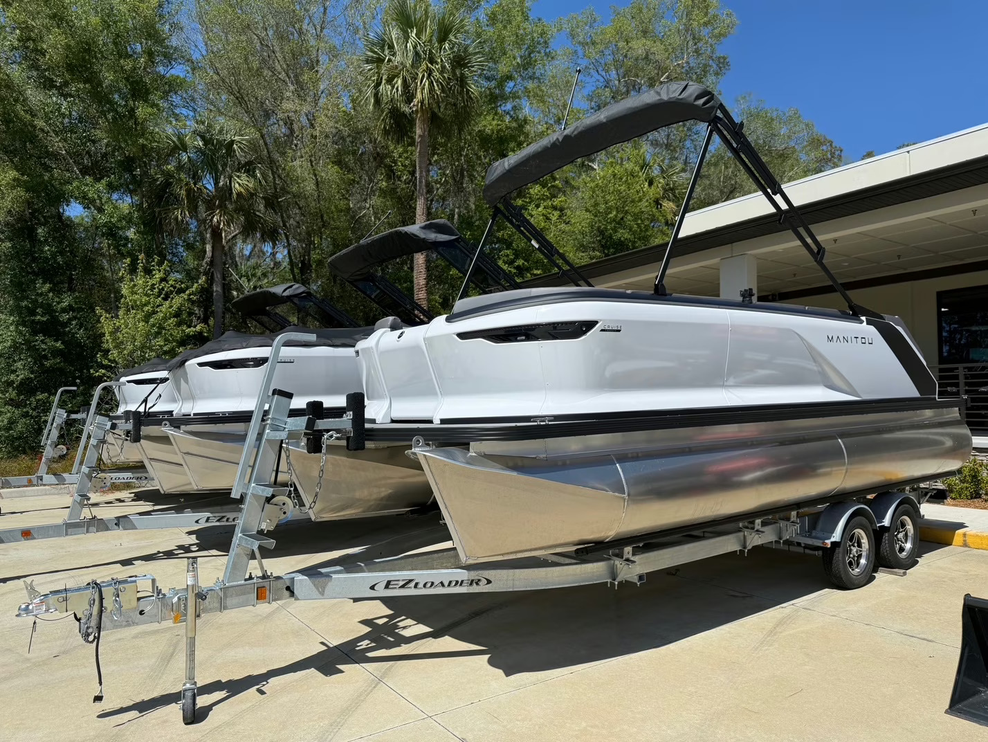 2025 Manitou Pontoon Cruise 20 Bench Twin Tube 22 MAX SWITCHBACK in orange city FL