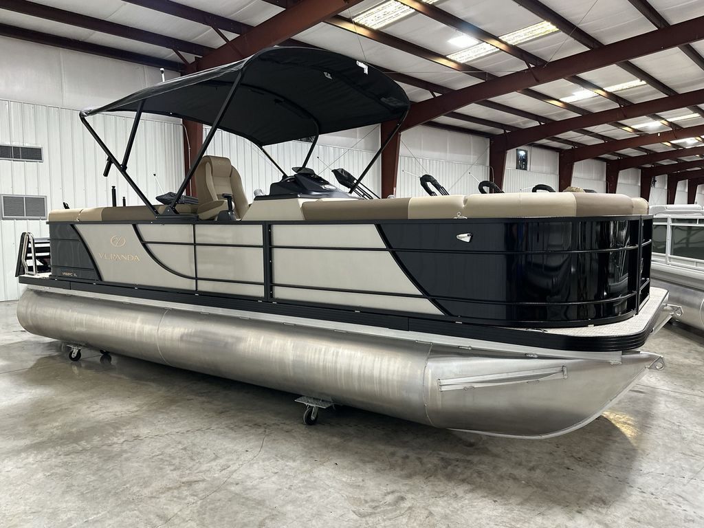 2025 Veranda VR22RC Tri-Toon in lake city SC