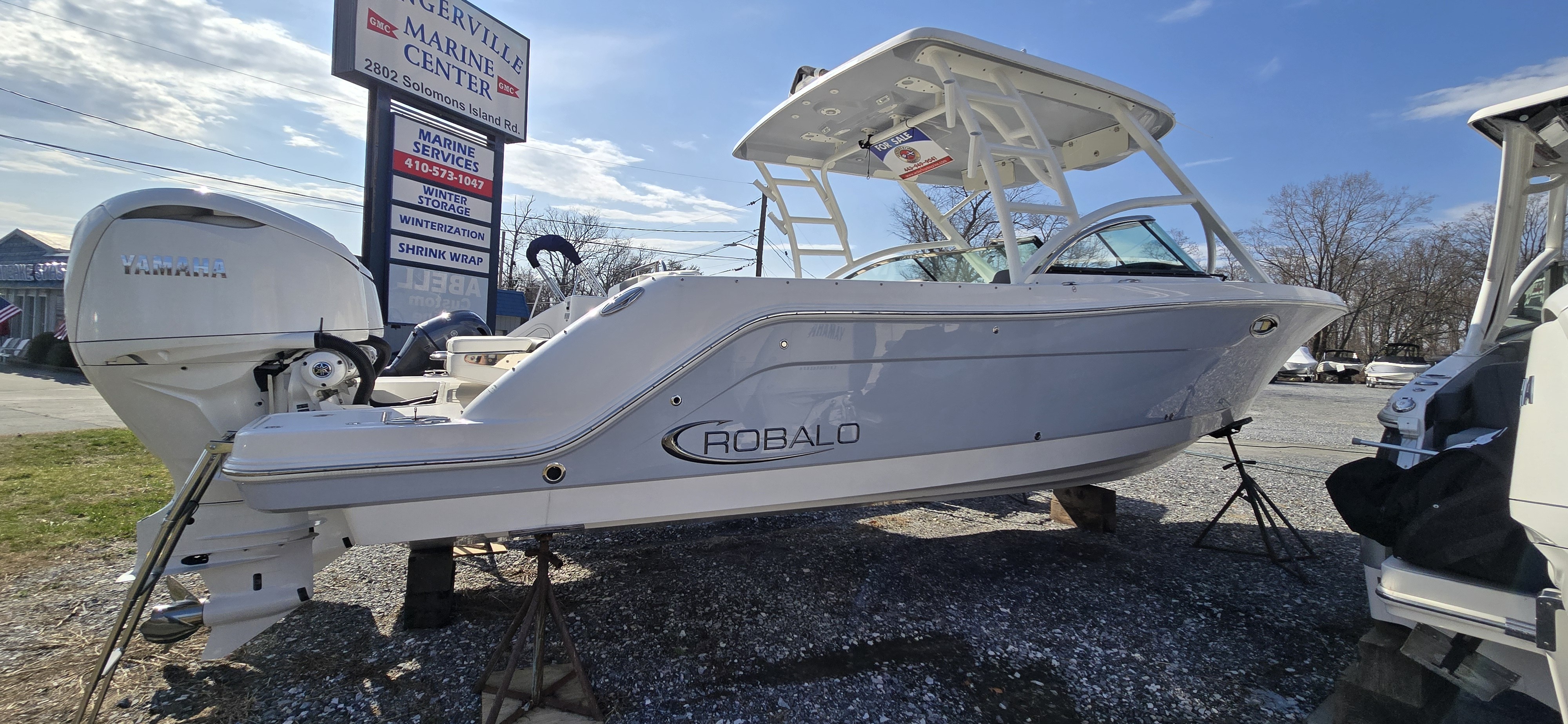 2025 Robalo R317 in edgewater MD