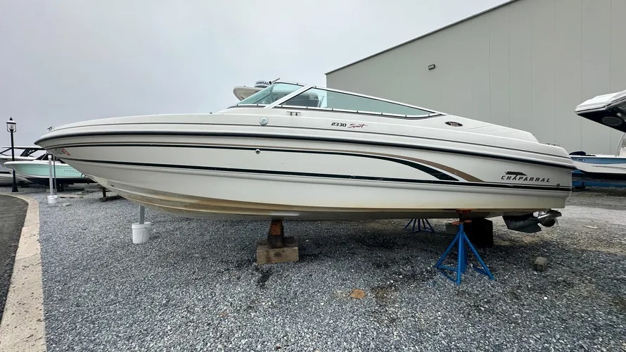 1998 Chaparral 2330 SS in somers point NJ