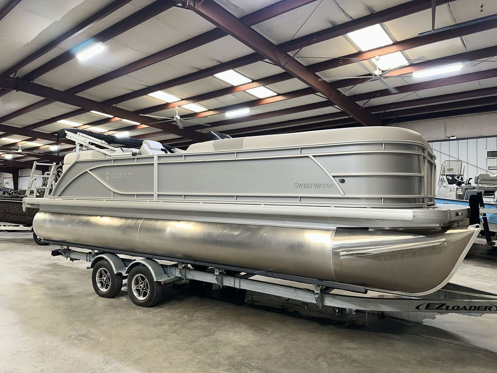 2026 Godfrey Pontoons Sweetwater 2286SBC 2486 SFL in lake city SC