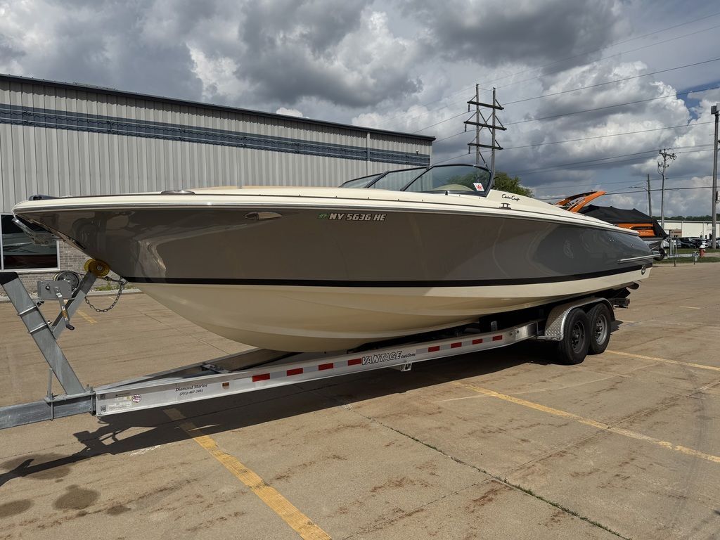 2012 Chris-Craft 28' Launch 27 in dubuque IA