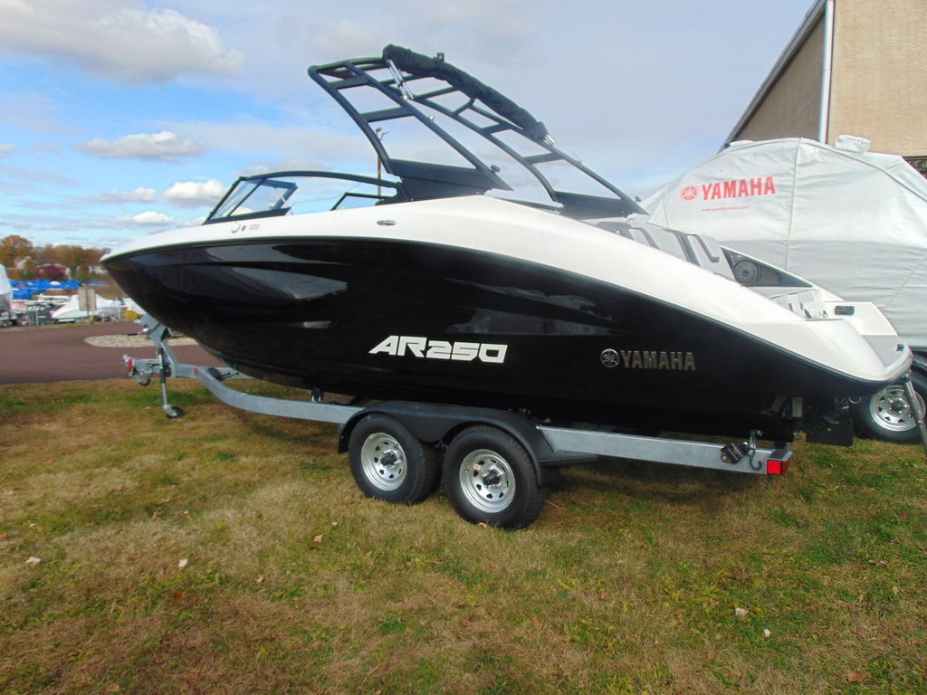 2026 Yamaha Boats AR250 in quakertown PA