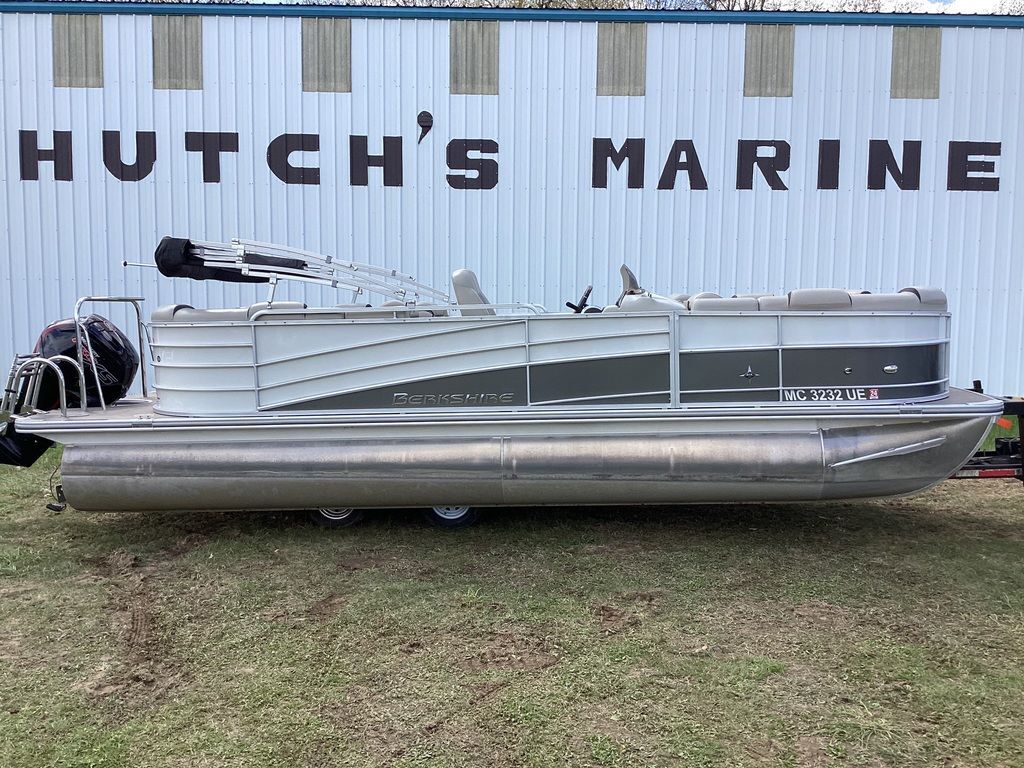 2018 Berkshire Pontoons 23RFX 2.0 in coldwater MI