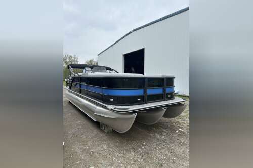 2026 Bentley Pontoons Legacy Navigator 223 (SPORT3) in coldwater MI
