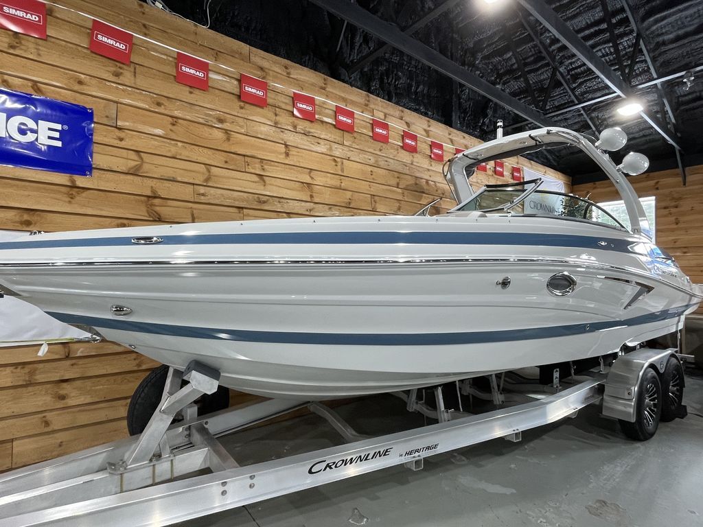 2026 Crownline SS Series 298 SS Fishing Boat boat