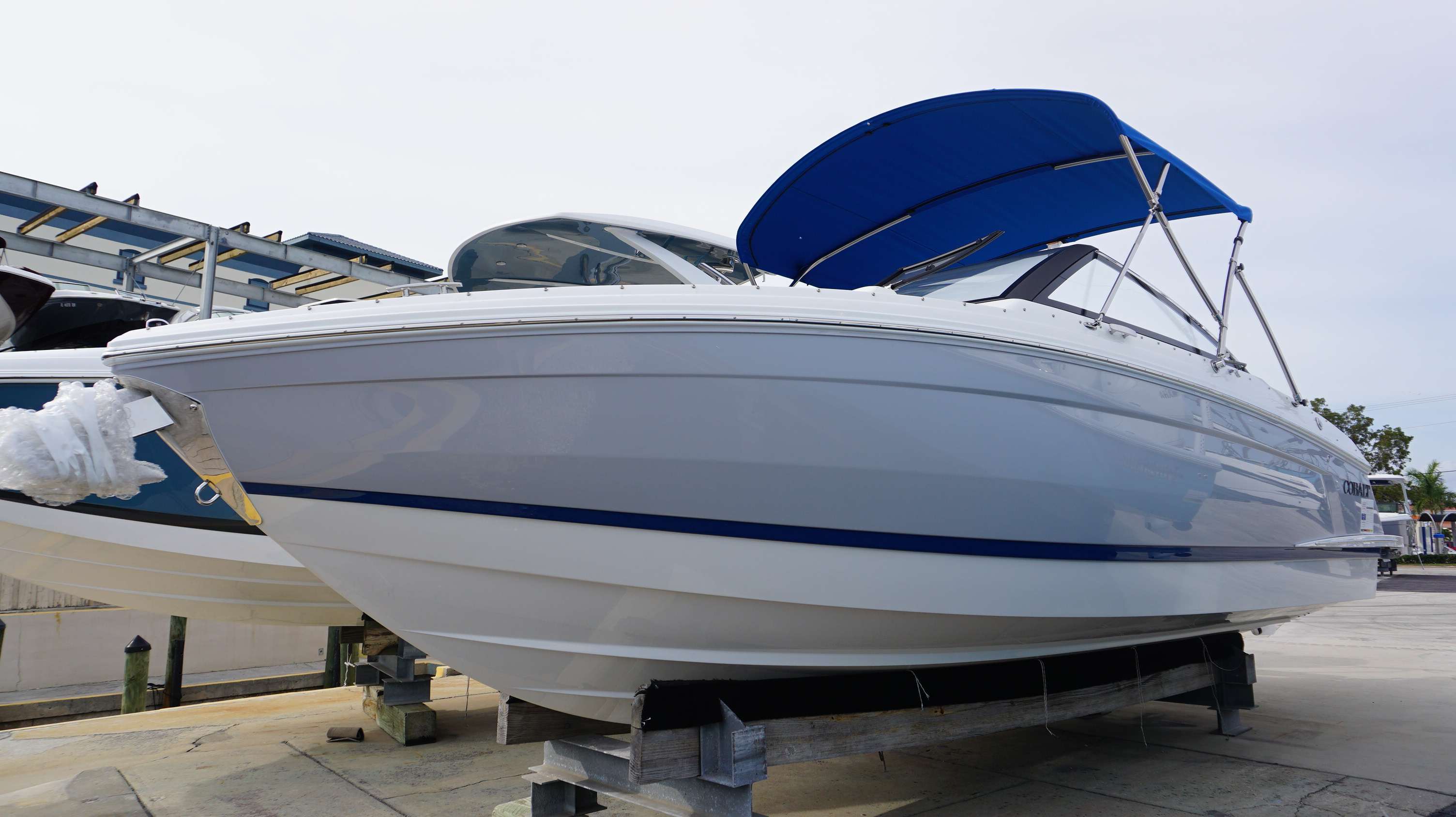 2024 Cobalt R4 Bowrider Boat boat