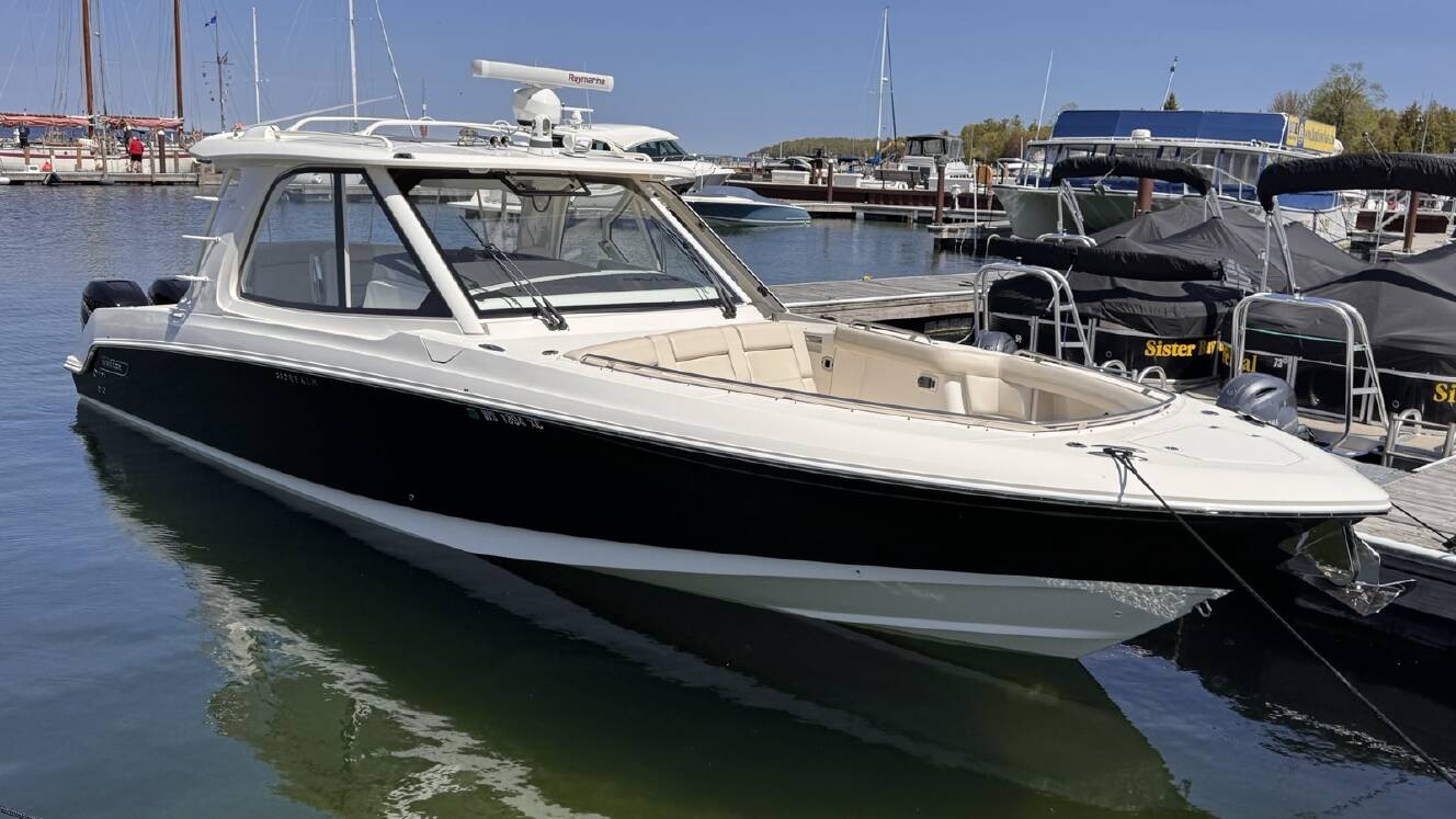 A photo of this 2021 Boston Whaler 380 Realm