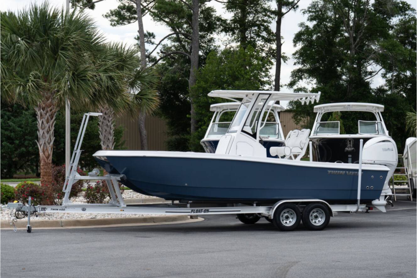 A photo of this 2026 Twin Vee 22 BAYCAT