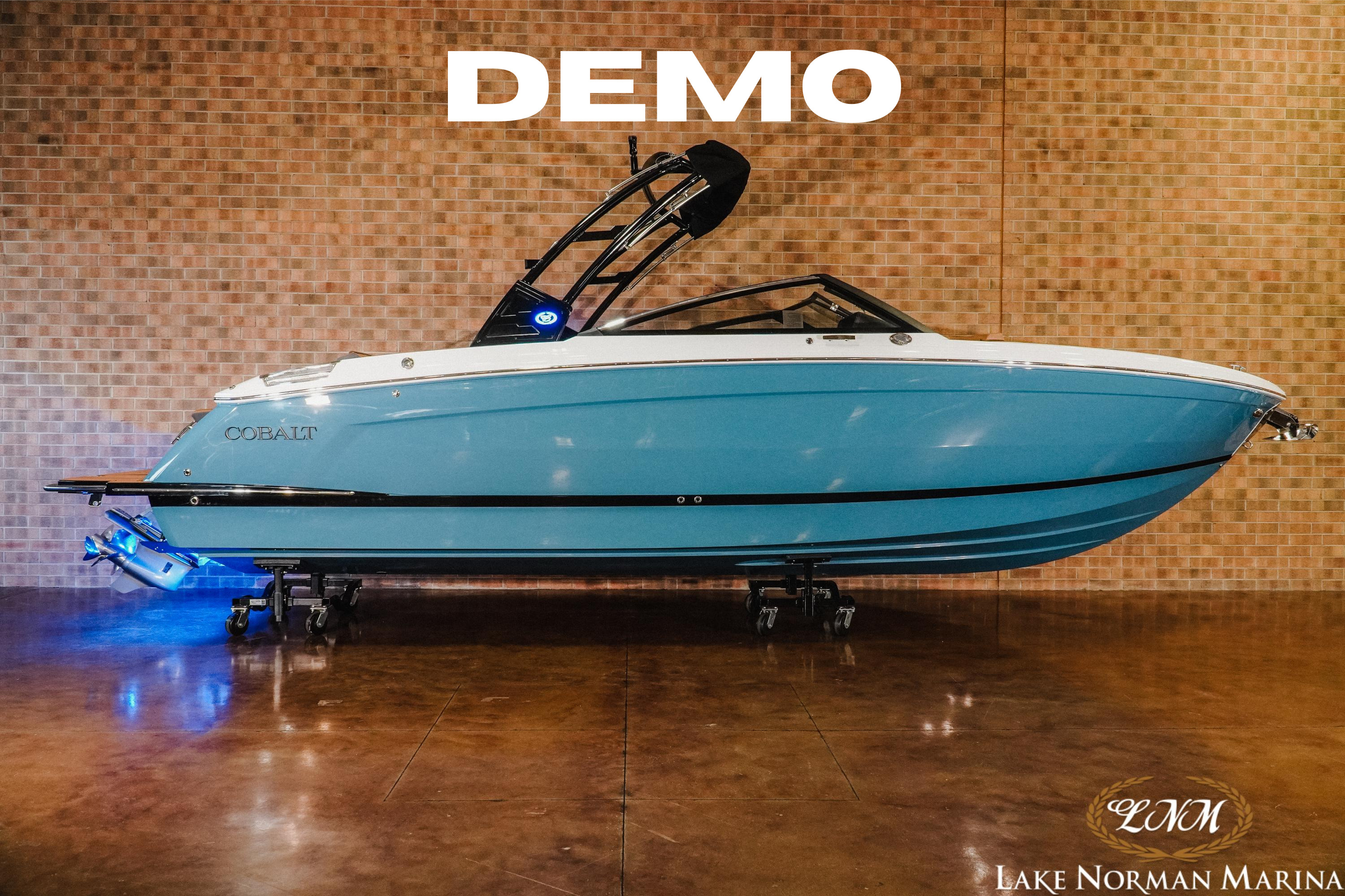 2025 Cobalt R8 Ski and Wakeboard Boat boat