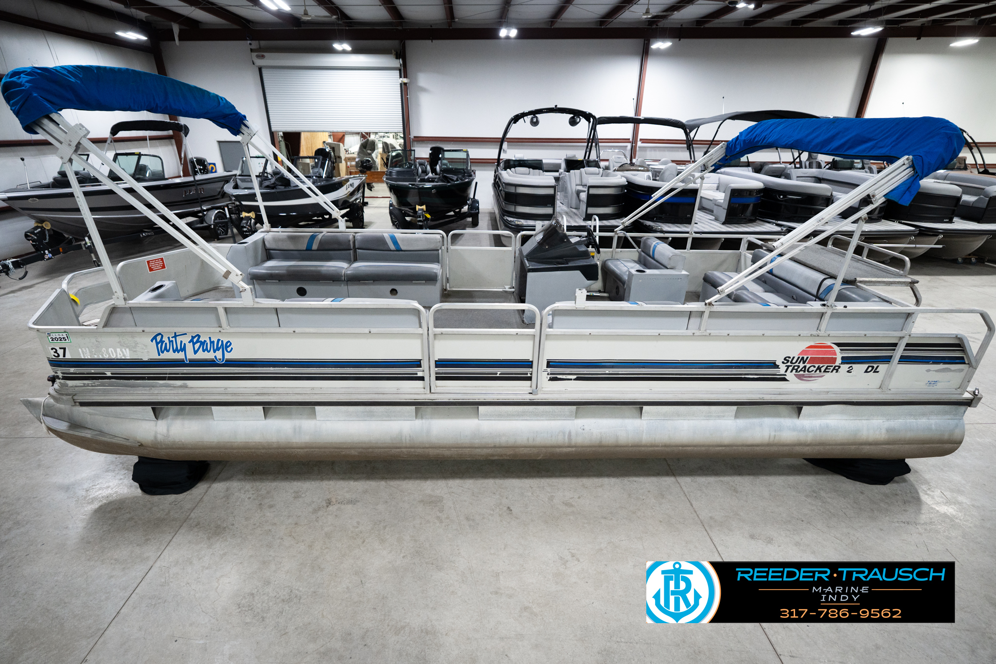 1992 Sun Tracker Party Barge 24 22 RF XP3 in indianapolis IN