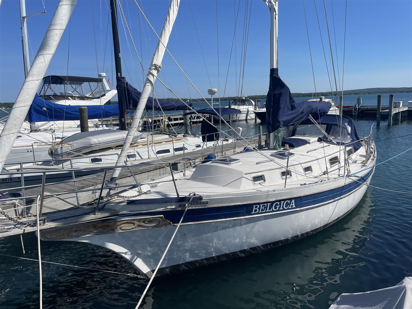 1989 Bayfield Yachts 36 CUTTER in charlevoix MI