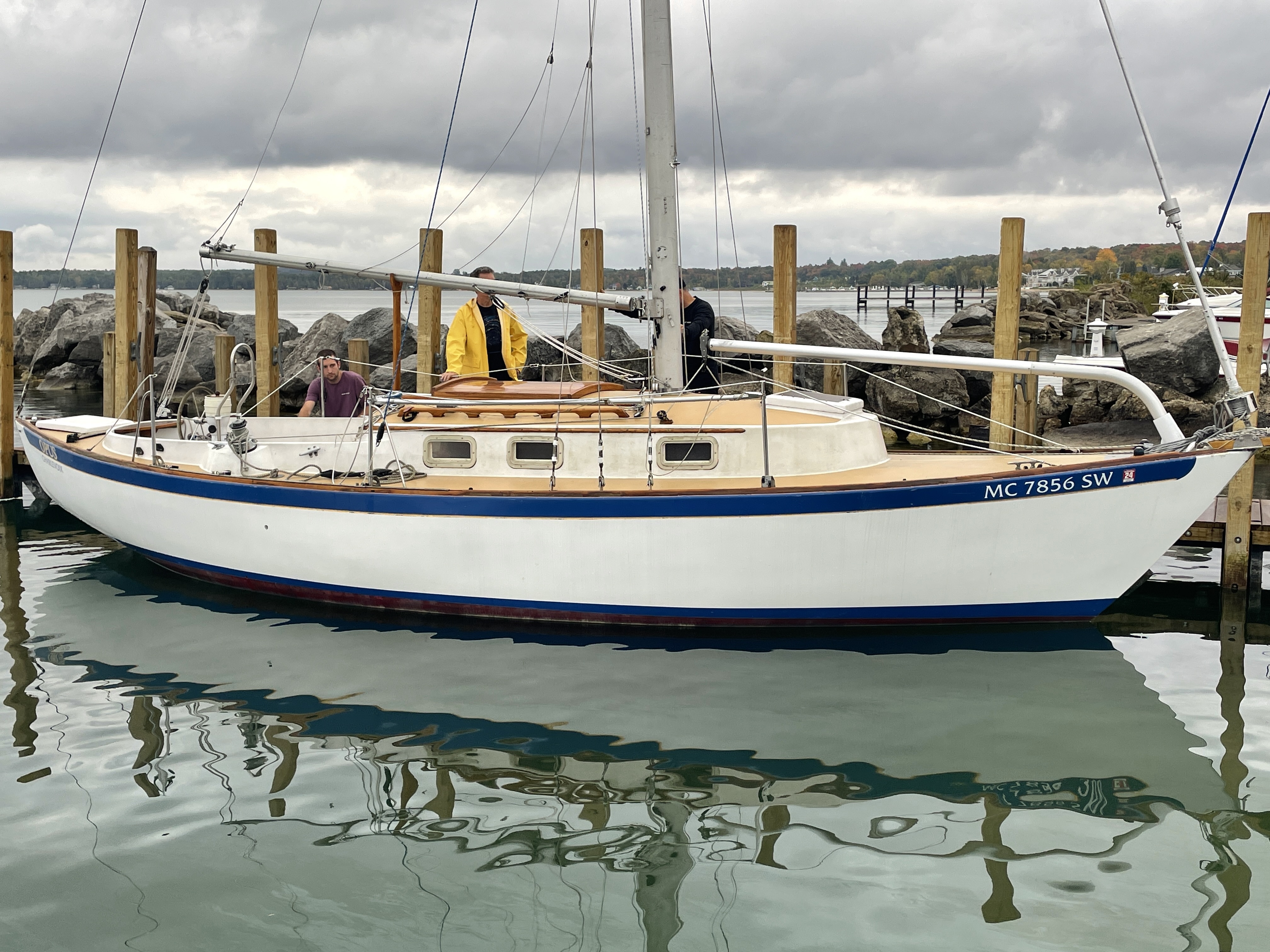 1978 Vineyard Vixen 29 Sloop Boat boat