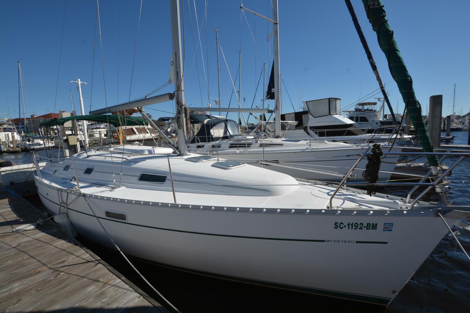 2002 Beneteau Oceanis 331 51.1 in north myrtle beach SC