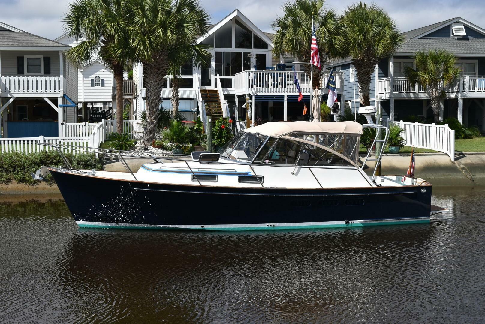 1999 Legacy 34 Express in ocean isle beach NC