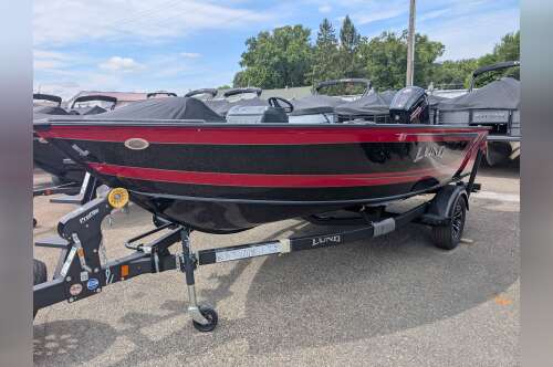 2026 Lund Boat Co. 1775 IMP XS/SS 1775-SS in la crosse WI