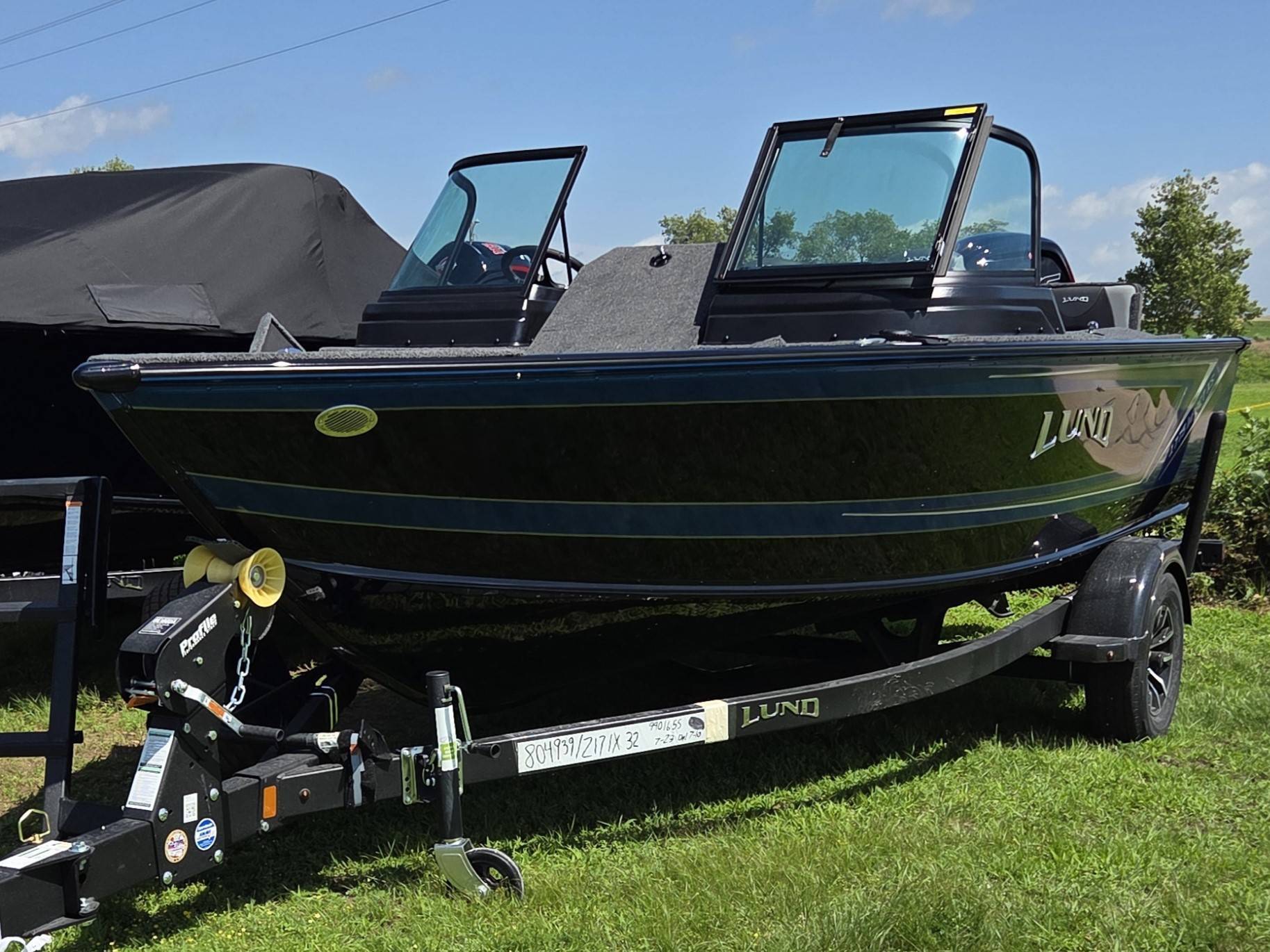 2026 Lund Boat Co. 1775 IMP XS/SP in dubuque IA