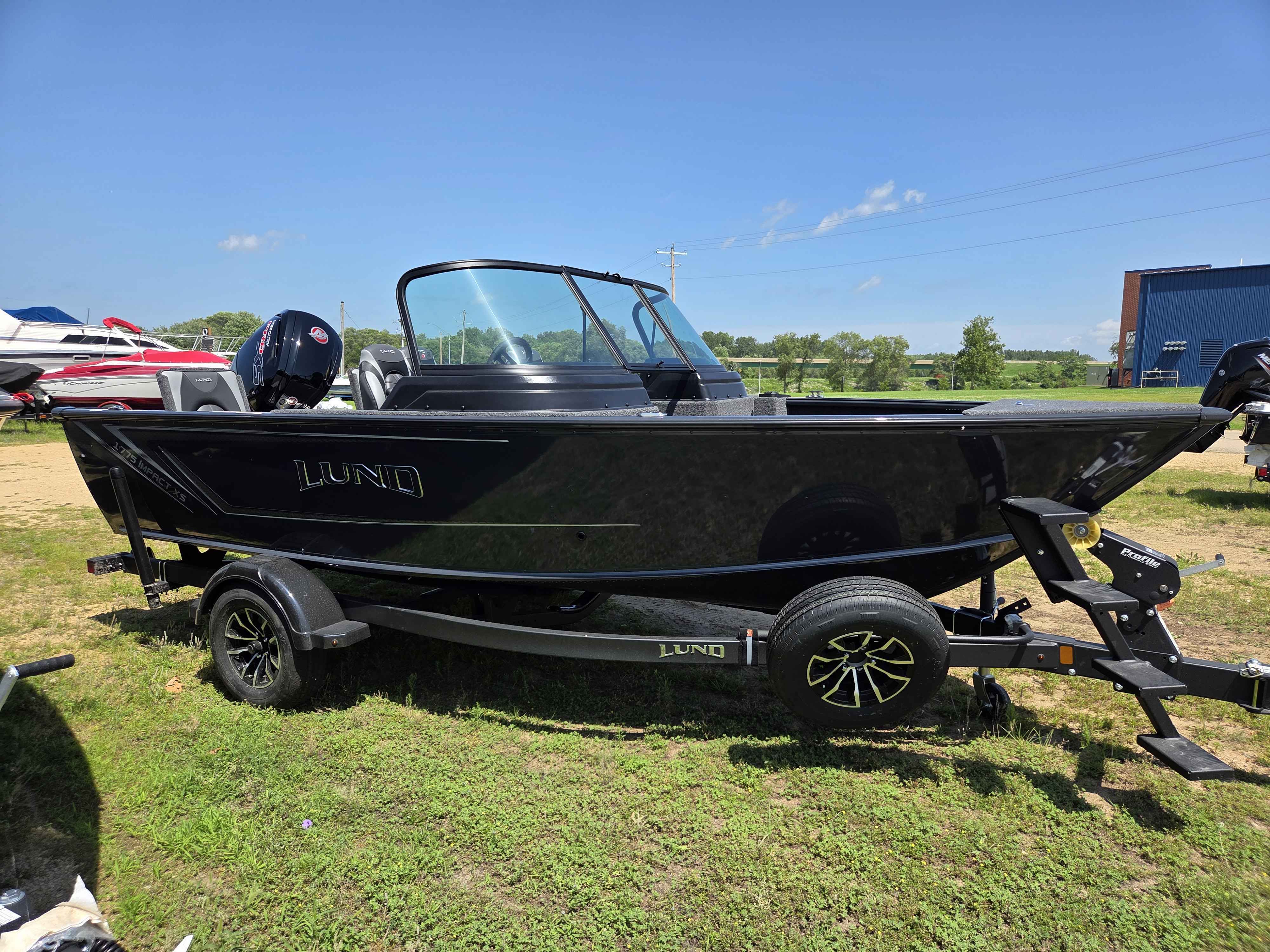 2026 Lund Boat Co. 1775 IMP XS/SP in dubuque IA
