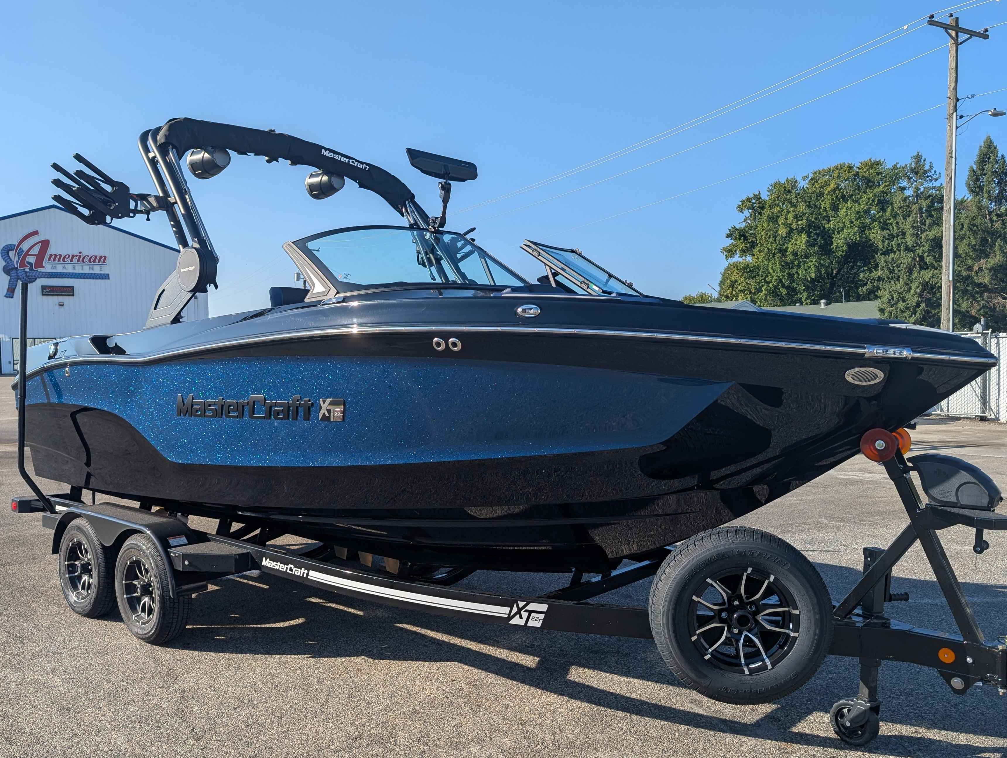 2026 Mastercraft XT22T Ski and Wakeboard Boat boat