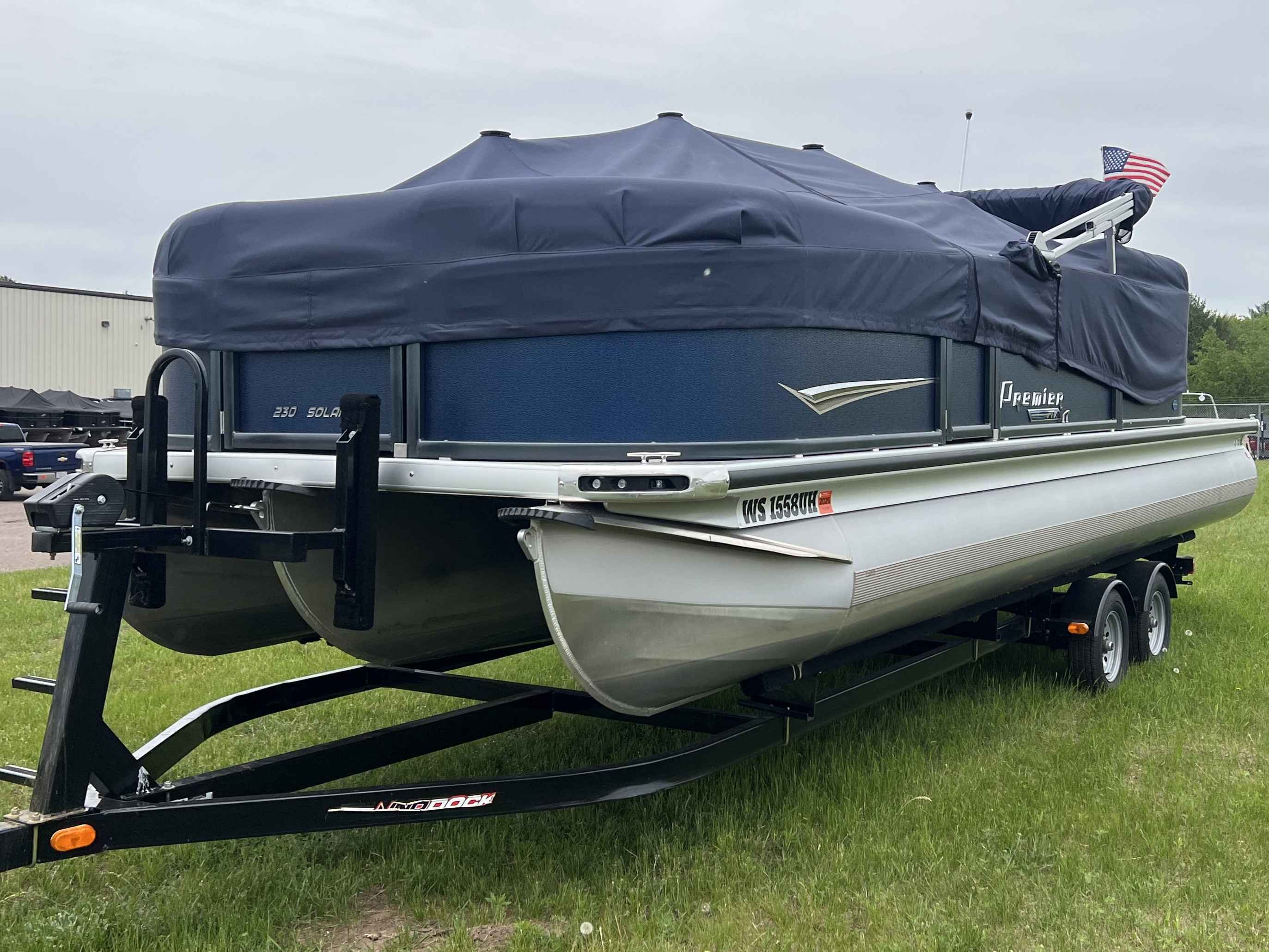 2021 Premier 230 SOLARIS REV in chippewa falls WI