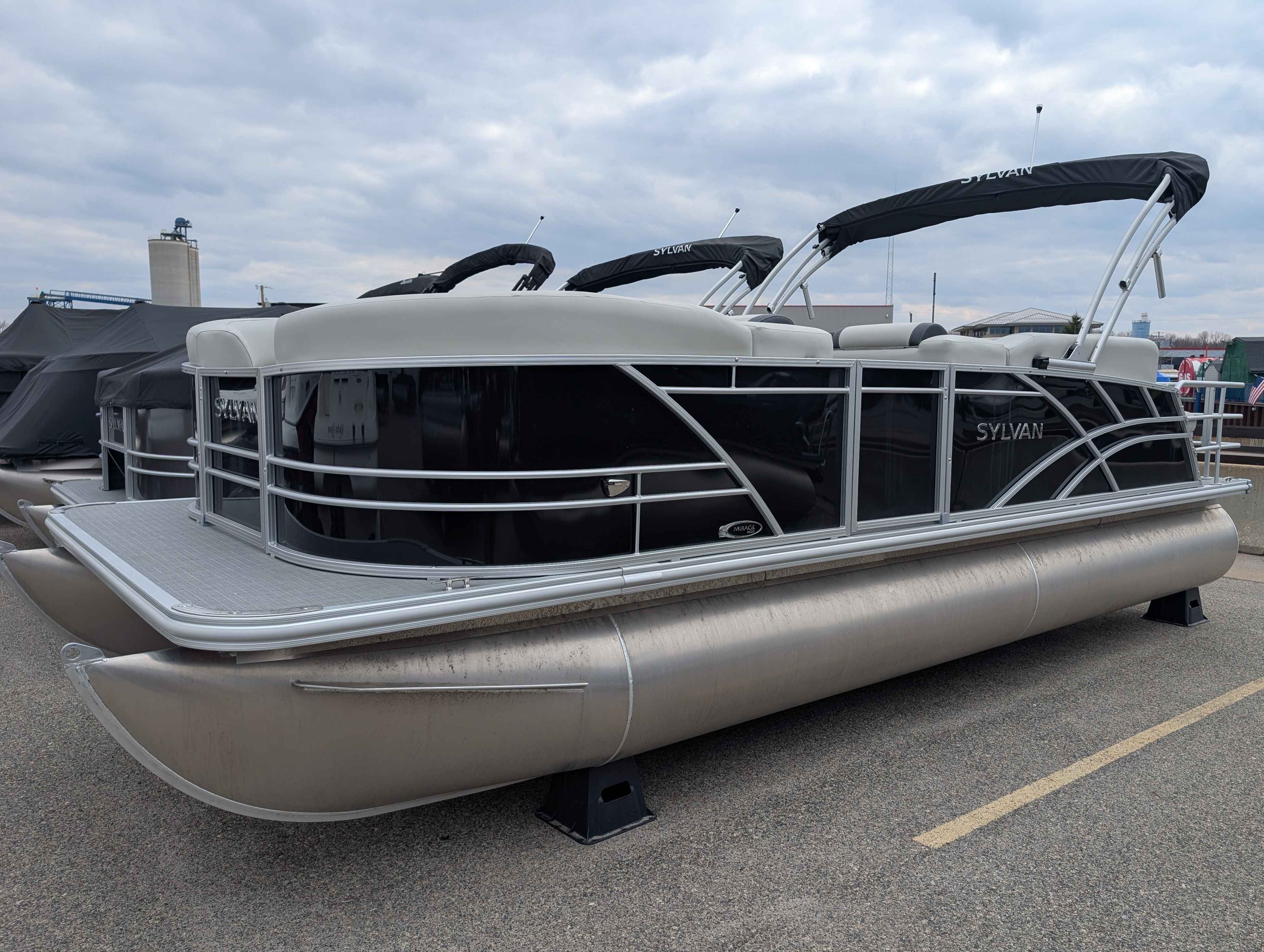 2025 Sylvan MIR 8522 CLZ/TT in la crosse WI