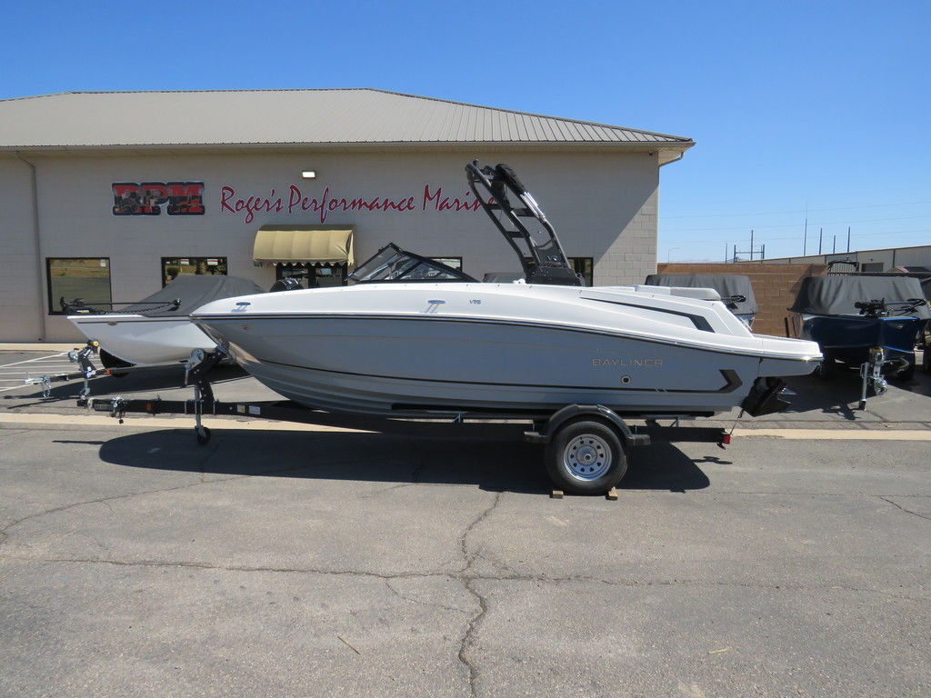 2025 Bayliner VR5 Bowrider NAN in north salt lake UT