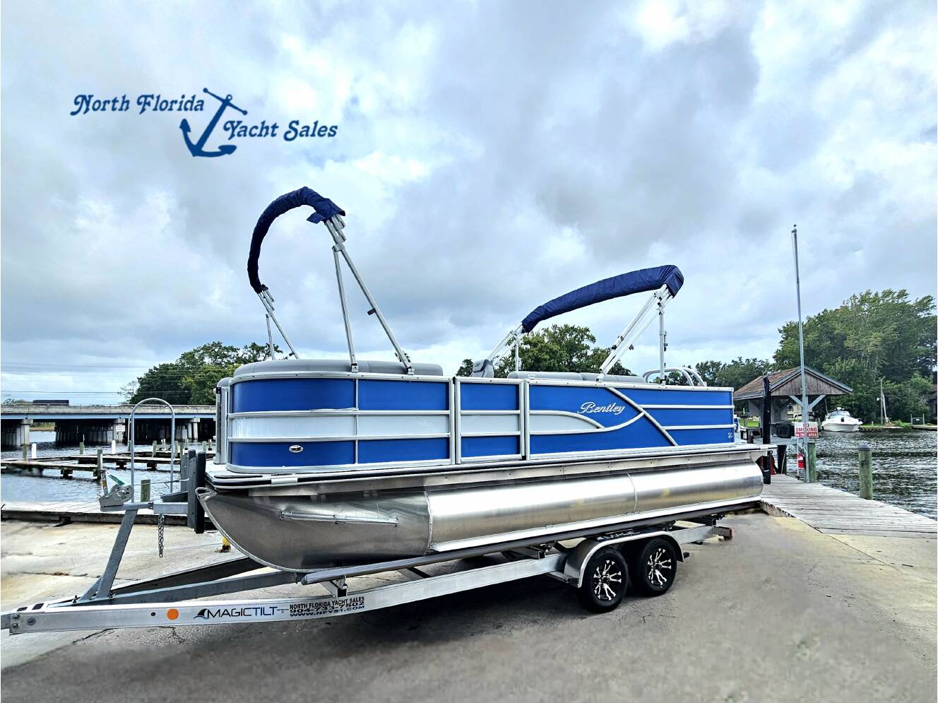 A photo of this 2026 Bentley Pontoons 203 Fish-N-Cruise