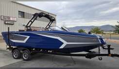 2026 Heyday Wake Boats WTSURF Bowrider Boat boat