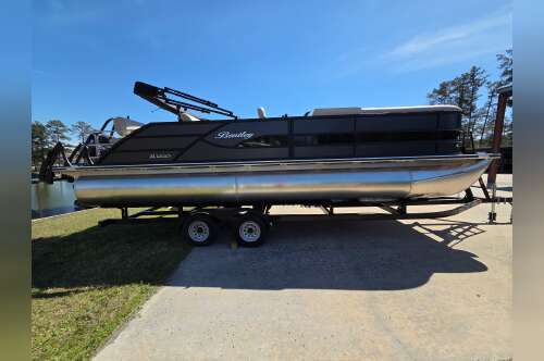 2026 Bentley Pontoons Legacy 240 Quad in macon GA